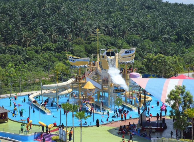 Bangi Wonderland Theme Park and Resort Admission (Malaysian)